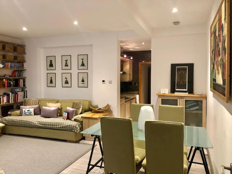 Quiet Kensington Flat Ideal For Central Londra Exterior foto