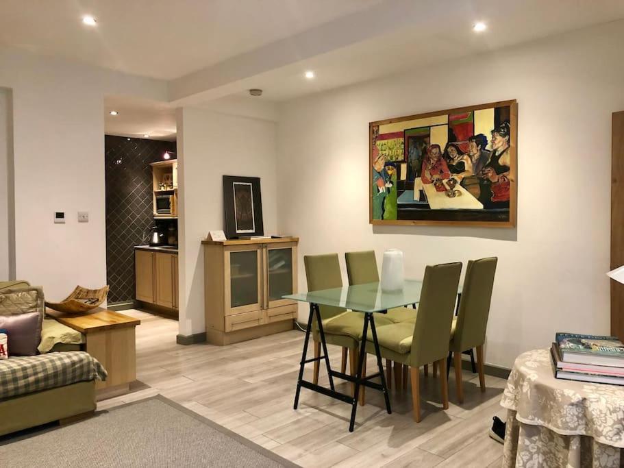 Quiet Kensington Flat Ideal For Central Londra Exterior foto